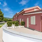 Çiftlik konaklama Dipladenia Garden Country