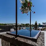 Çiftlik konaklama Dipladenia Garden Country