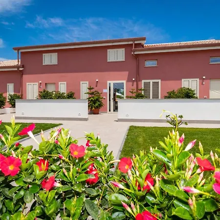 Gospodarstwo agroturystyczne Dipladenia Garden Country Mascali